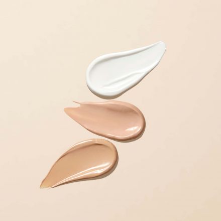 SOIN PROTECTEUR ECLAIRCISSANT ANTI-TACHES TEINTE BEIGE CLAIR - TRES HAUTE PROTECTION